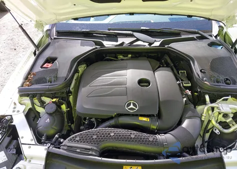 2022 Mercedes-Benz E 350 из США, поврежденный, VIN W1KZF8DB2NB097025